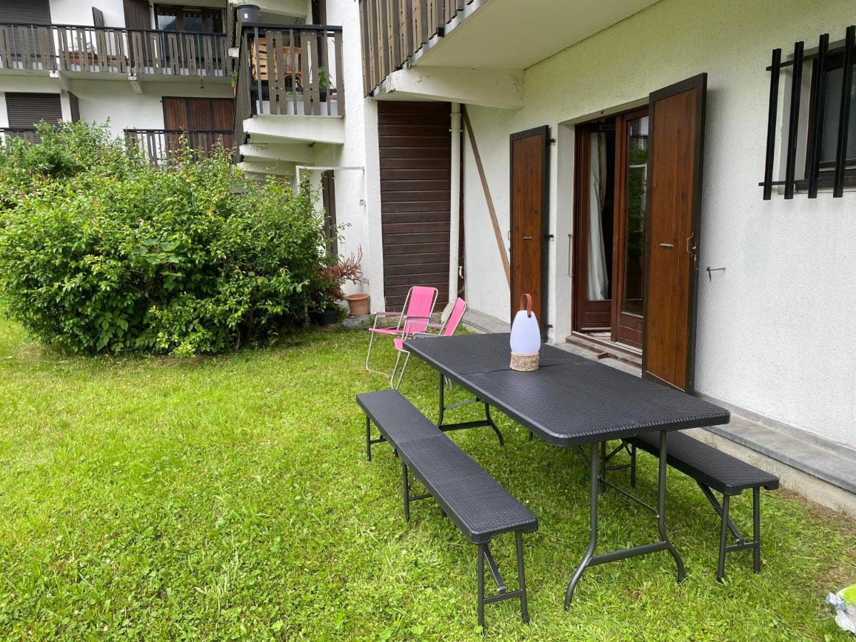 Appartement Style Chalet Avec Grande Terrasse Et Parking Prive Шамони Экстерьер фото